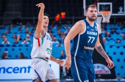 足球直播在线直播观看免费-俄罗斯篮球联赛掀起新一轮热潮