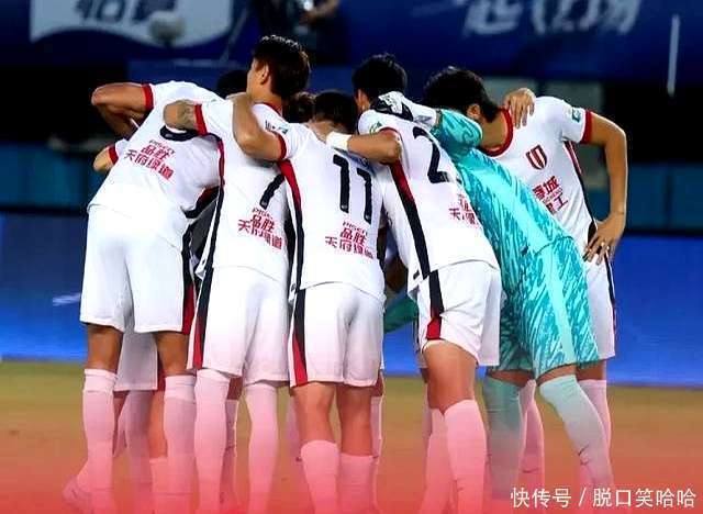 包含雷加利斯客场逼平，保级形势仍不容乐观的词条