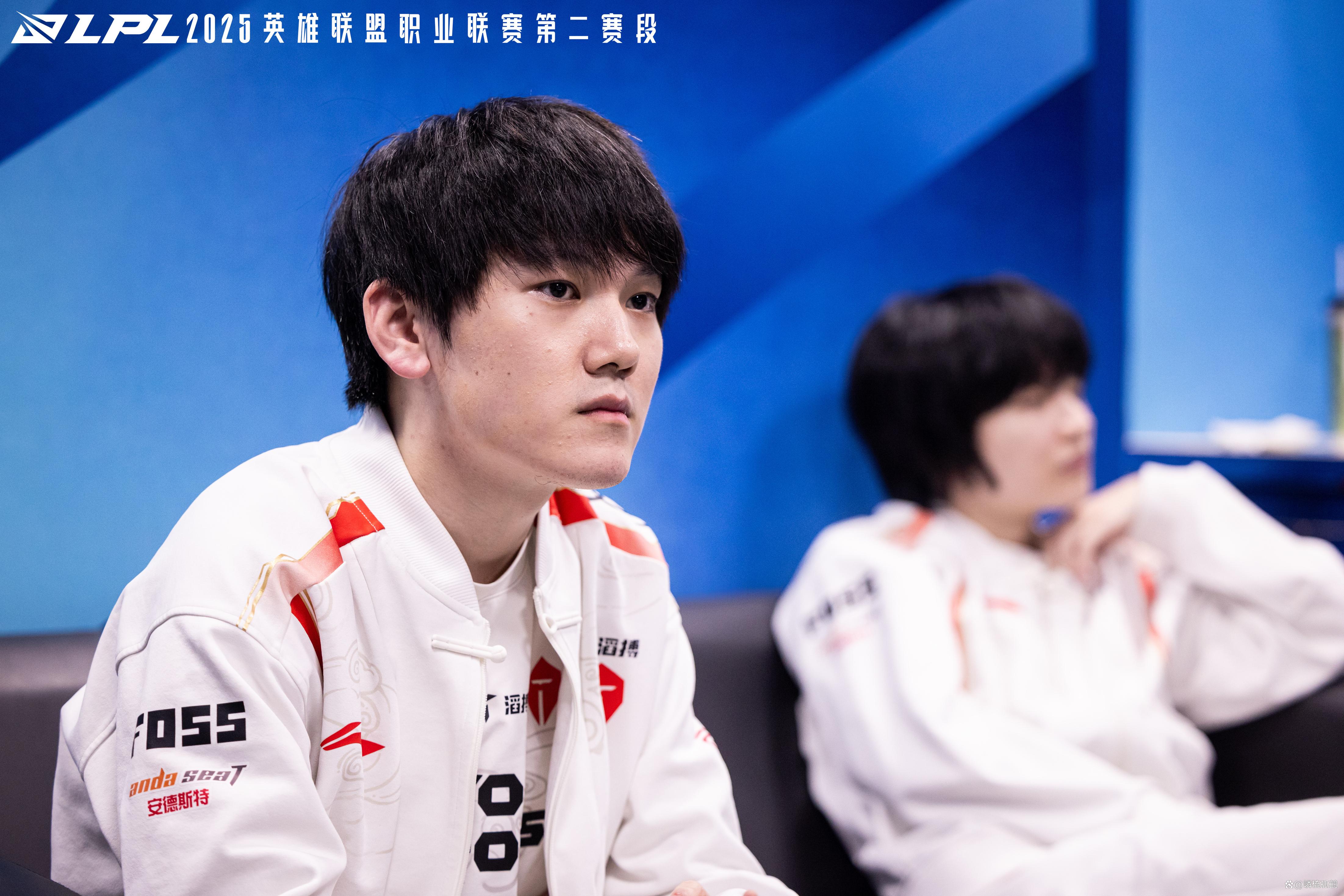 TES翻盘WBG，Elk操刀奇招英雄翻盘全球总决赛2:0（釜山）